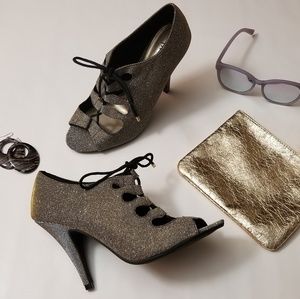 Fioni Night Shimmer "Madame Ghilie" Lace Up Pumps